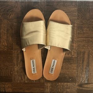 Steve Madden Grace Slides (gold)
